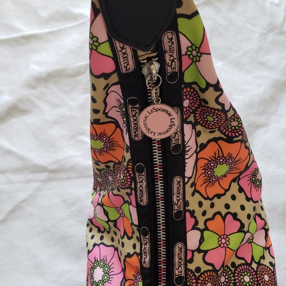 Le Sportsac Crossbody "The OC" Flower Bag - Picture 3 of 7